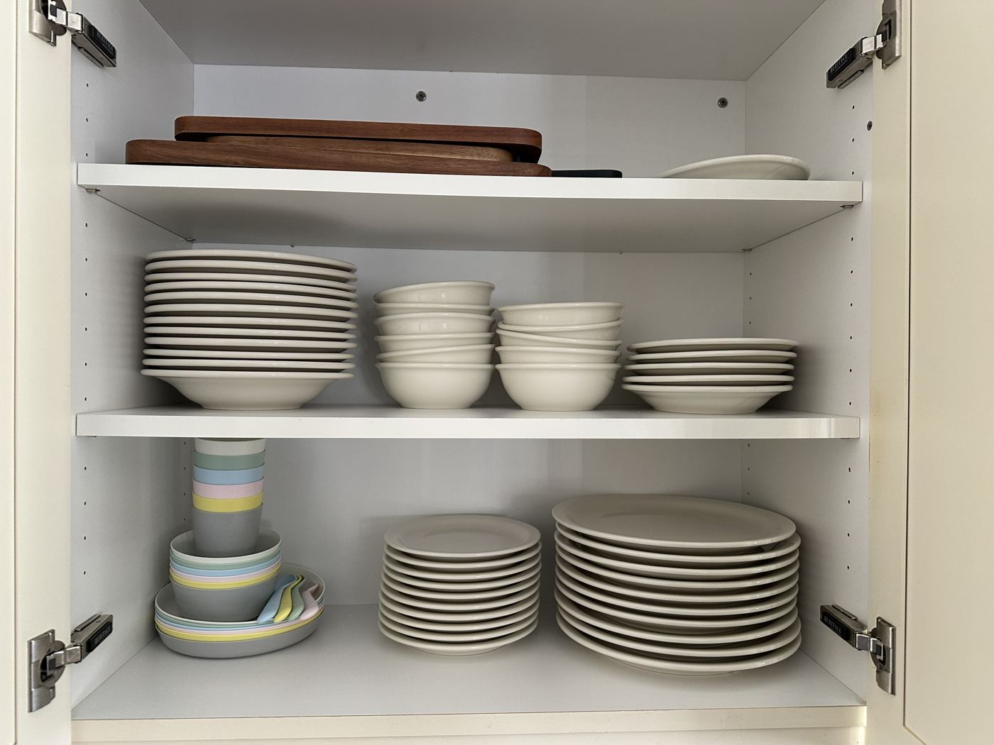 Plates and bowls